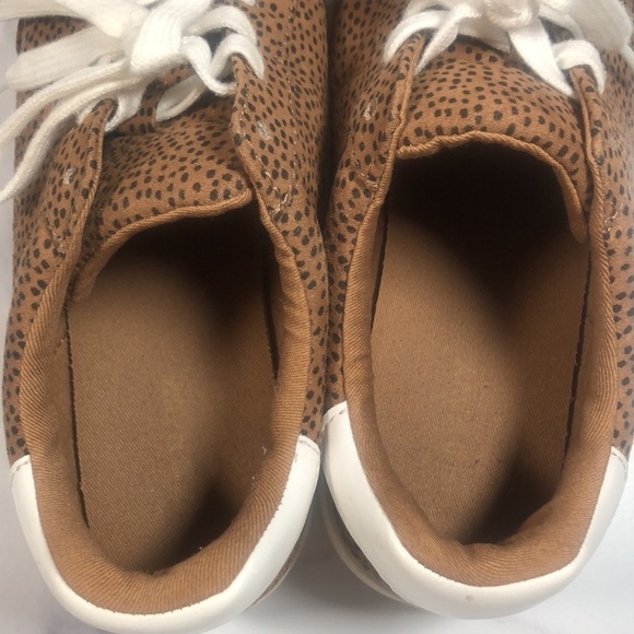 Old Navy Soft-Brushed Faux-Suede Sneakers Cheetah Print Size 8 - Picture 8 of 12
